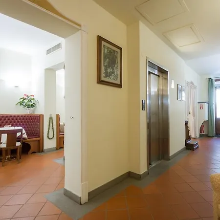 Panama Otel 3*