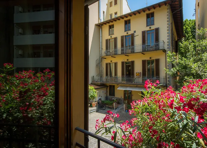 Grand Panama Florence